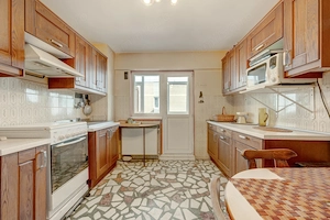 Apartament de 4 camere cu 3 băi, 137mp, centrală proprie, bloc 1983! - imagine 14