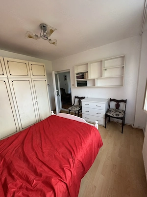  Apartament cu 2 camere DE VÂNZARE   zona HOTEL ROMAN - imagine 11