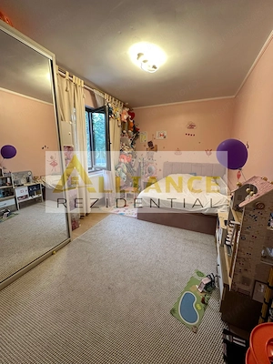 3  camere sector 3 Metrou 1 Decembrie - imagine 8