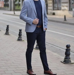 Excorta masculina  caut pasivi 