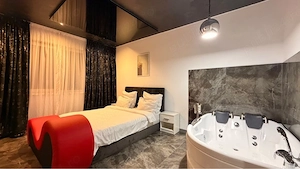 studio cu jacuzzi - imagine 3