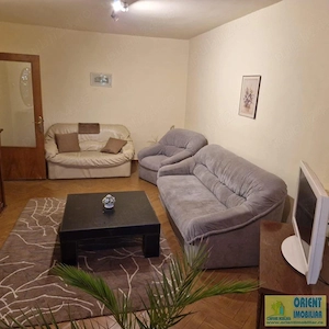 Tomis Nord, de inchiriat 3 camere, decomandat, gaze, mobilat - imagine 2
