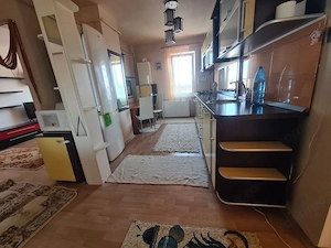 7 Noiembrie - Apartament 4 camere - Str. Mărăști - imagine 3