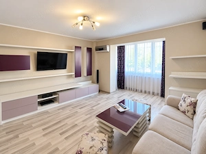 Apartament 3 camere, 68 mp, renovat și complet mobilat   Burdujeni, Str. Baladei (Cuza Vodă 1) - imagine 2
