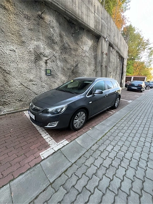 Opel Astra J 2011 - imagine 6