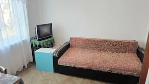 Vand garsoniera decomandata in Deva, zona Dacia, suprafata utila 21 mp, etaj 3, situata pe mijloc, 