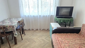 Vand garsoniera decomandata in Deva, zona Dacia, suprafata utila 21 mp, etaj 3, situata pe mijloc,  - imagine 2
