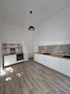 Apartament nemobilat 75 mp | Ultracentral | Renovat Integral - imagine 2