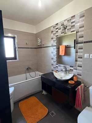 Apartament cu 2 camere, balcon deasupra pârâului și vedere spre pădure   Florești - imagine 13