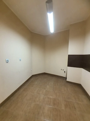 Apart 3 camere etaj 1 la KM 0 - Primaria Arad - imagine 4