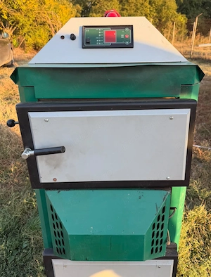 vând centrală Urlan Super 25 KW 