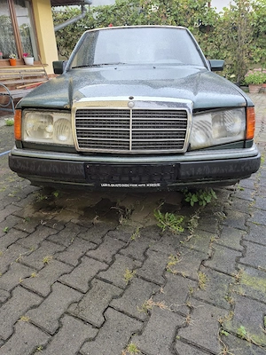 Vand Mercedes W124 200D 2.0 Diesel – pentru dezmembrări - imagine 5