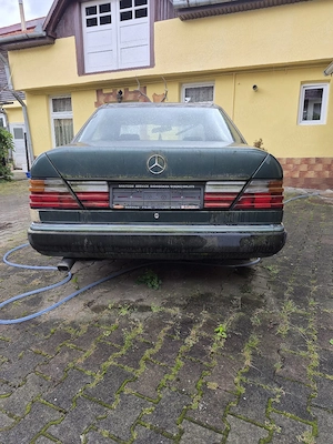 Vand Mercedes W124 200D 2.0 Diesel – pentru dezmembrări - imagine 4