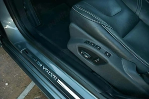 Volvo V60 D4 2.0 diesel, 190 CP, cutie automată Geartronic cu 8 trepte, an 2017, echipare Polar+. - imagine 9