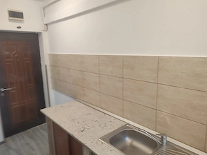 Vanzare apartament - imagine 2