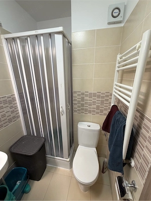 proprietar inchiriez apartament o camera City of Mara - imagine 7