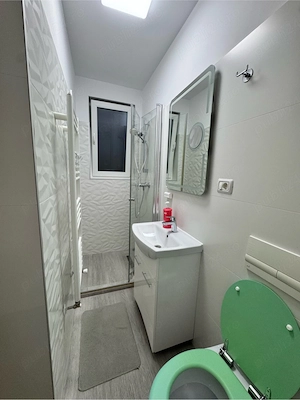 Proprietar inchiriez apartament cu 3 camere, zona Torontalului - imagine 5