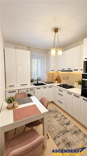 Apartament 2 camere decomandat, renovat, balcon, parcare, boxa,Tractorul, Brasov - imagine 2