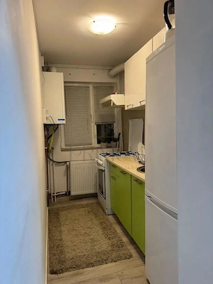 Spitalul Judetean - 2 Camere - Etaj 2 - Bloc izolat - Amenajat - Centrala proprie - imagine 4