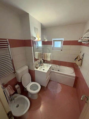 Aradului - 2 Camere - Decomandat - Etaj intermediar - imagine 5