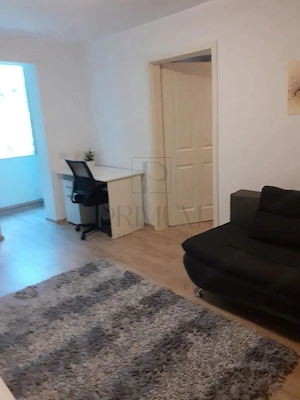 Spitalul Judetean - 2 Camere - Etaj 2 - Bloc izolat - Amenajat - Centrala proprie - imagine 2