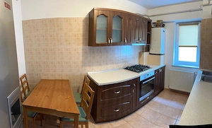 Închiriez apartament 3 camere Zamca - imagine 8