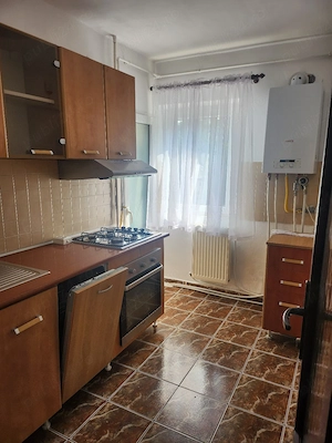Vând apartament cu o cameră 