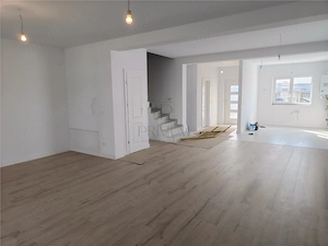 DUPLEX SPATIOS -  FINISAJE DE CALITATE - TOATE UTILITATILE - imagine 3