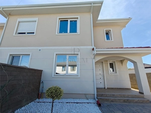 Duplex in zona excelenta - la asfalt - finalizat - imagine 13