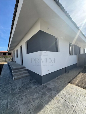 CASA PE PARTER CU POSIBILITATE MANSARDARE ALBINA INTRARE TOATE UTILITATILE PRET DE LA 100000 EURO - imagine 4