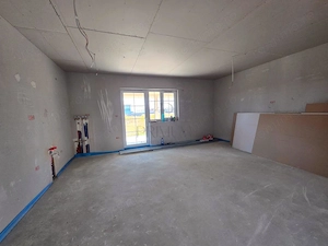 Duplex in zona foarte buna - personalizare interioara - imagine 2