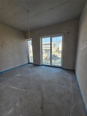 Duplex in zona foarte buna - personalizare interioara - imagine 3