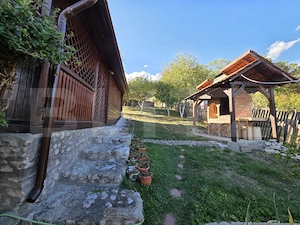 Casă de vânzare în Rupea | Proprietate premium în zona Cetății - imagine 3