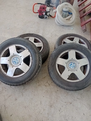 Jante Volkswagen cu cauciuc - imagine 2