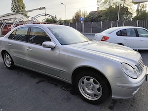 Mercedes-Benz E 200 CDI  Automat | 217.700 km | Unic Proprietar de peste 20 ani | Fără Accident - imagine 3