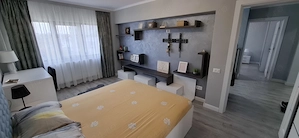 Vând apartament in centru orasului - imagine 3