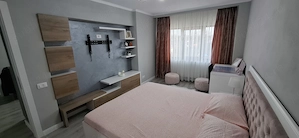 Vând apartament in centru orasului - imagine 4