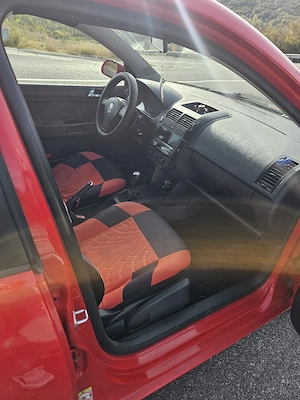 Volkswagen Polo Volkswagen polo 1.4 MPI + GPL din fabrică - imagine 3