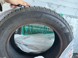 Cauciucuri de iarna  Michelin Alpin 6 205/55 R16 stare excelenta - imagine 7