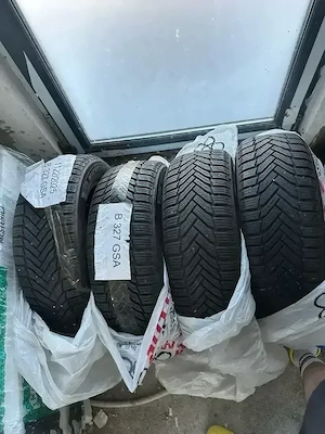 Cauciucuri de iarna  Michelin Alpin 6 205/55 R16 stare excelenta - imagine 2