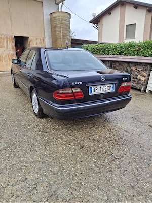 vand Mercedes E class - imagine 4