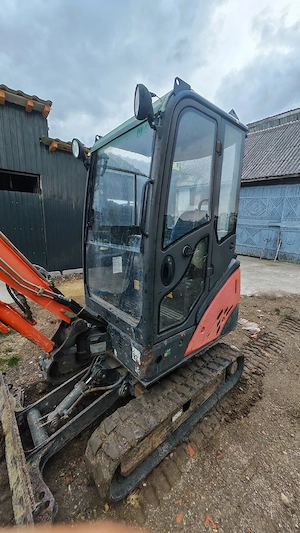 Miniexcavator Hitachi 2 tone, 2011,2700ore - imagine 2