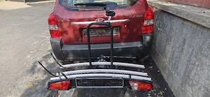 Vând suport Menabo pentru 3 biciclete pe cârligul de remorcare.Rabatabil!