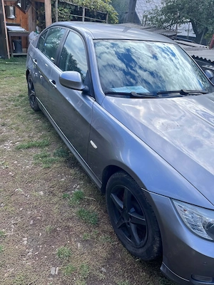 Bmw seria 3 an 2009 facelif - imagine 9