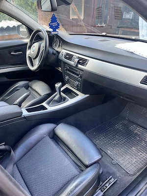 Bmw seria 3 an 2009 facelif - imagine 6