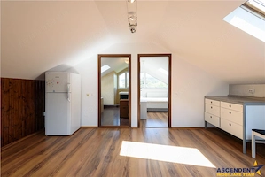 Vila exclusivista Sacele, 4 minute de Brasov, 385 mp utili, 630 mp teren, 3 zone de locuit, garaj, i - imagine 19