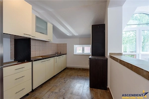 Vila exclusivista Sacele, 4 minute de Brasov, 385 mp utili, 630 mp teren, 3 zone de locuit, garaj, i - imagine 15