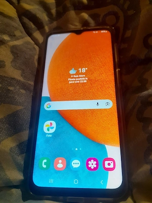 telefon mobil Samsung A23. 