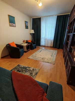 380 Euro, Închiriere Apartament 2 camere decomandate, 52 mp, zona Auchan Titan, complet utilat