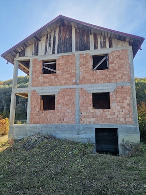 Casa de vanzare Poiana com Livezi jud Bacău  - imagine 6